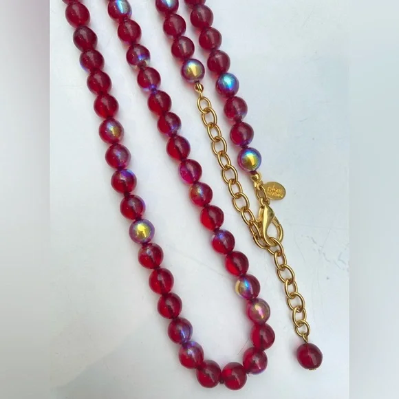 Vintage JOAN RIVERS Red Iridescent Polished Glass Beads Necklace w/Gold Details - Picture 5 of 6